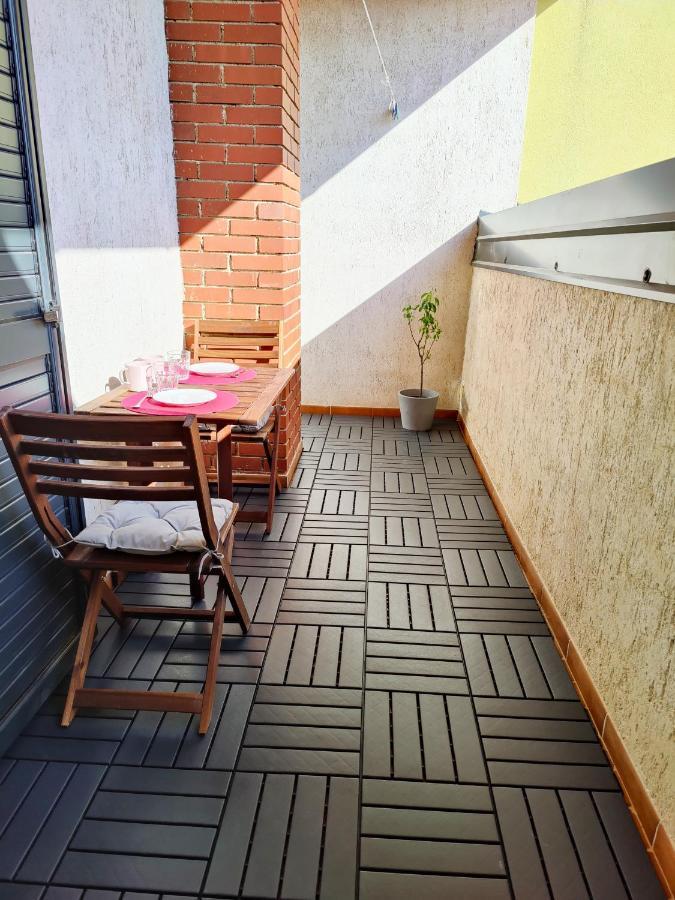 Apartment Lipa Ровинь Экстерьер фото