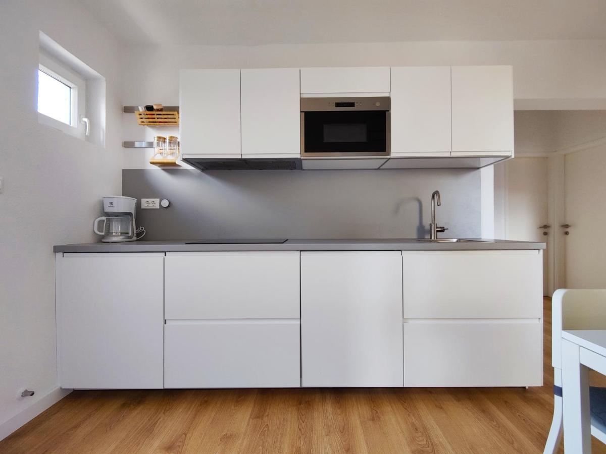 Apartment Lipa Ровинь Экстерьер фото